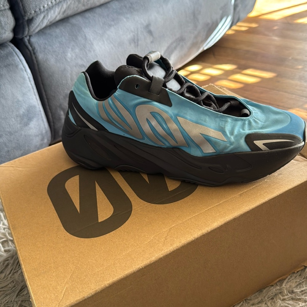 Yezzy